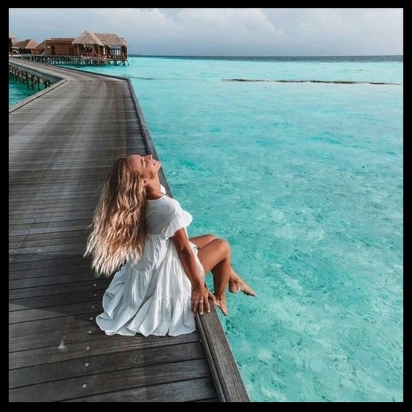 VACATION GATEWAY STYLE MYSTERY BOX (5 ITEMS)